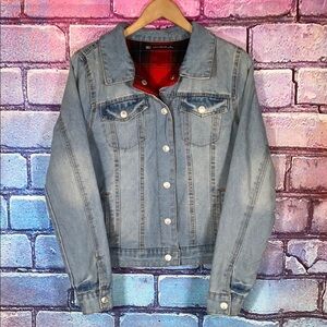 BBJ Los Angeles Women's Jacket Plaid Denim Jean Red Blue Flannel Medium Apparel